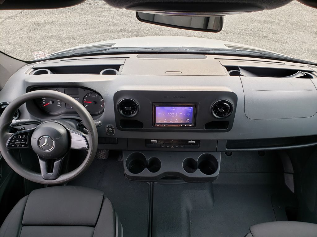 Thumbnail: 2019 Mercedes-Benz Sprinter - 18