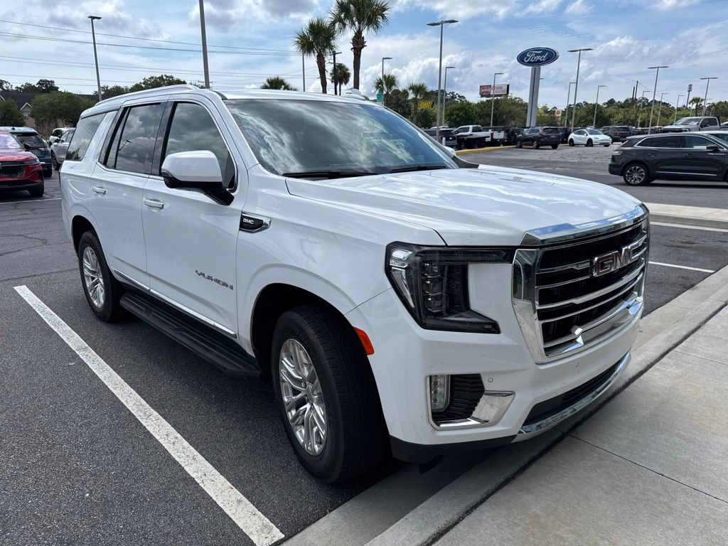  2024 GMC Yukon SLT RWD   