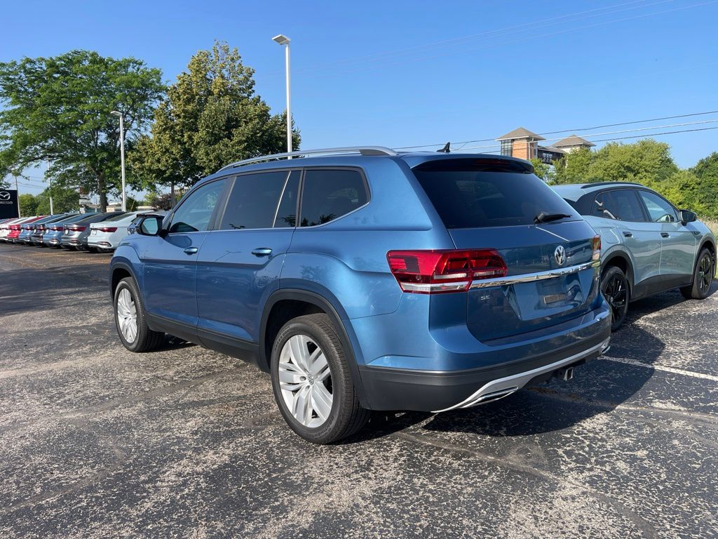 Used 2019 Pacific Blue Metallic Volkswagen 3.6L V6 SE image 2