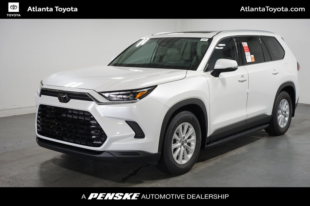 2025 Toyota Grand Highlander XLE Hero Image
