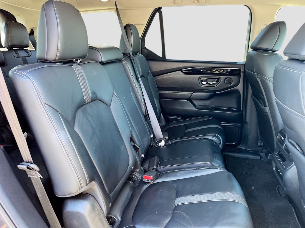 Used 2025 Gray Honda Touring image 30