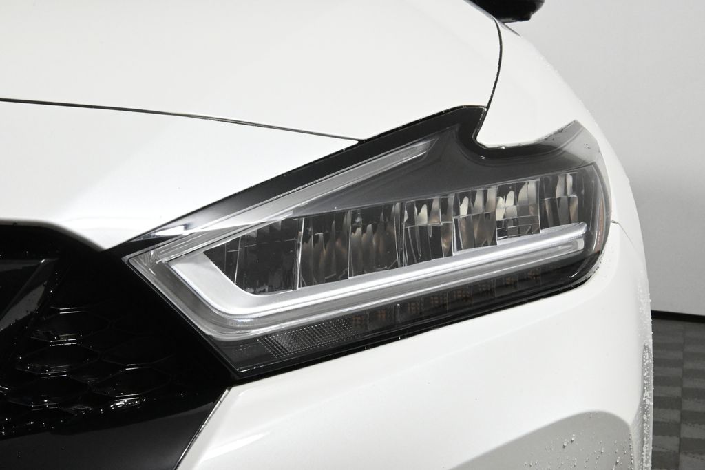 Thumbnail: 2021 Nissan Maxima - 12