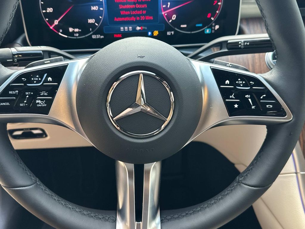 Thumbnail: 2025 Mercedes-Benz C-Class - 16