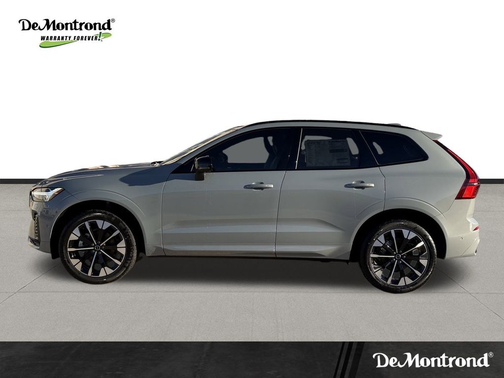 New 2026 Vapour Gray Volvo B5 Plus image 8