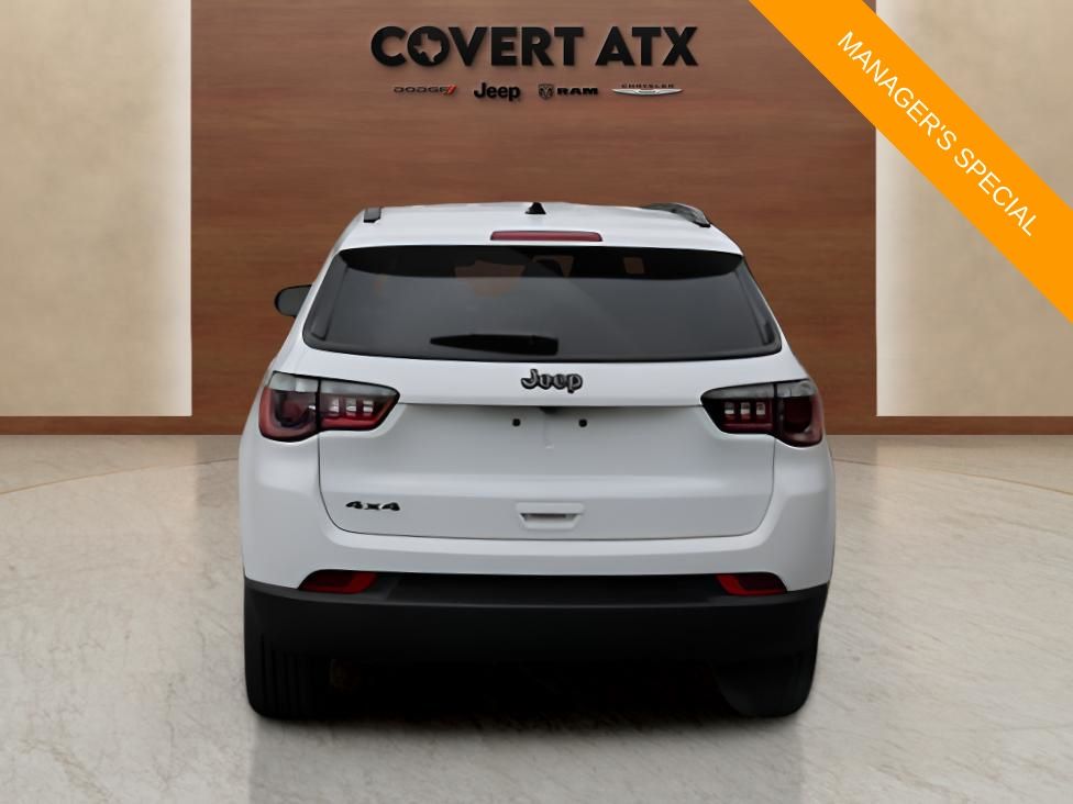New 2026 White Jeep Latitude Altitude image 4