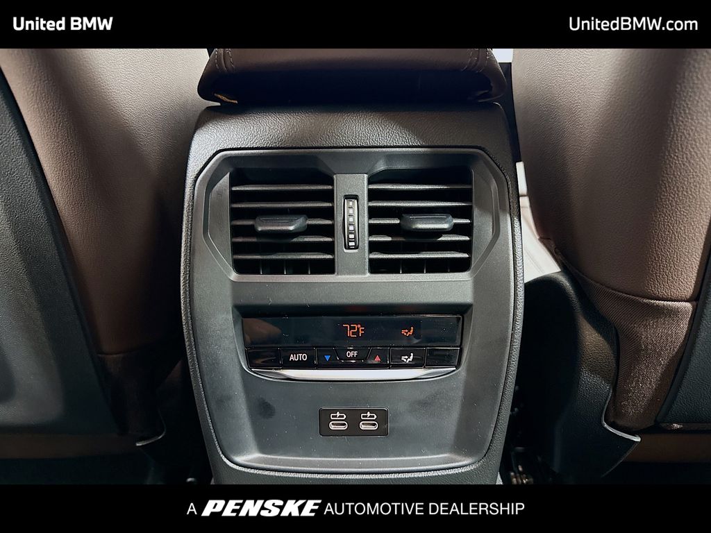 Thumbnail: 2026 BMW 3 Series - 21