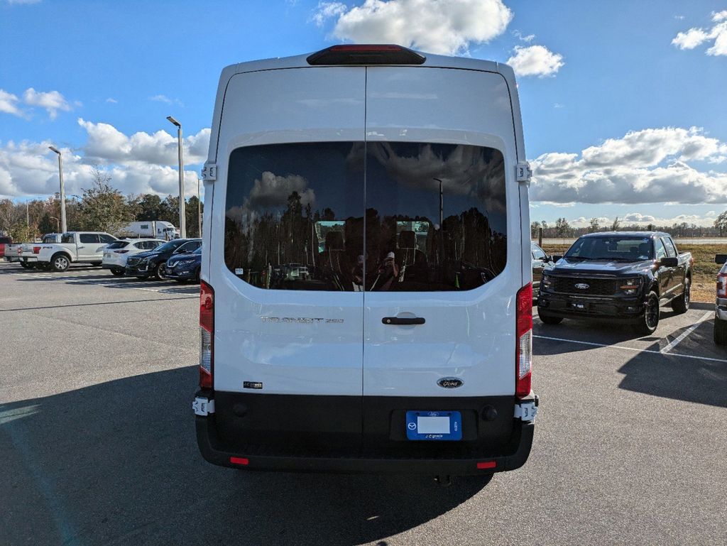 2024 Ford Transit 250