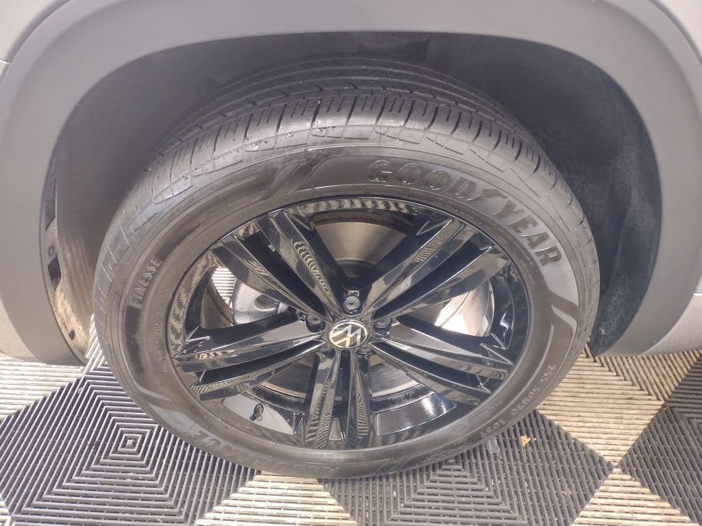 2023 Volkswagen Atlas 3.6L V6 SEL R-Line
