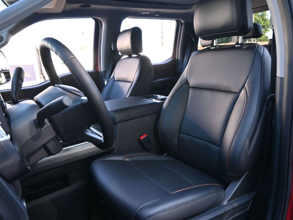 2025 Ford F-350 Super Duty Lariat
