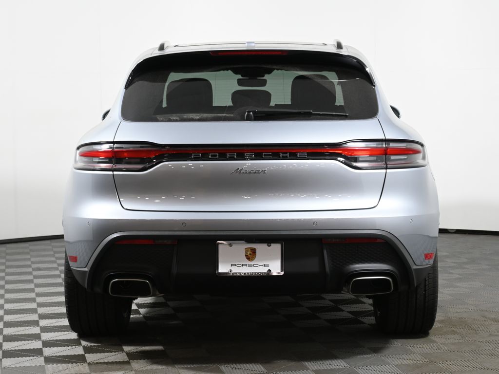 2024 Porsche Macan  6