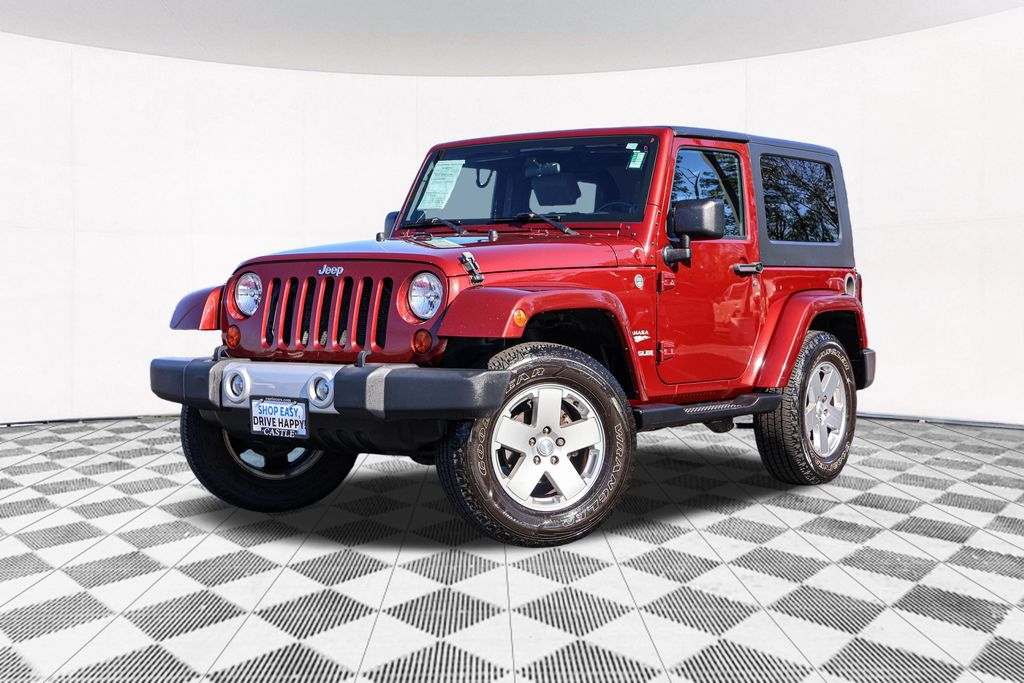 2010 Jeep Wrangler Sahara 2