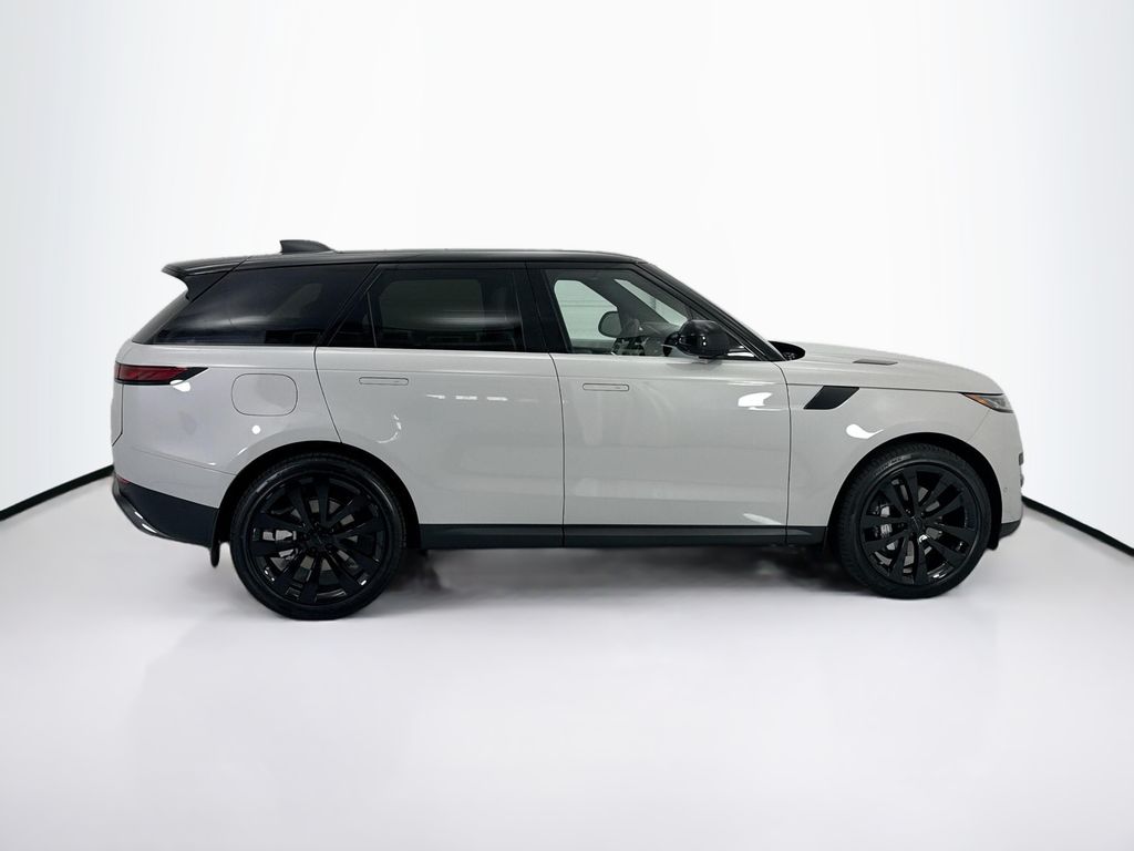 Thumbnail: 2026 Land Rover Range Rover Sport - 4