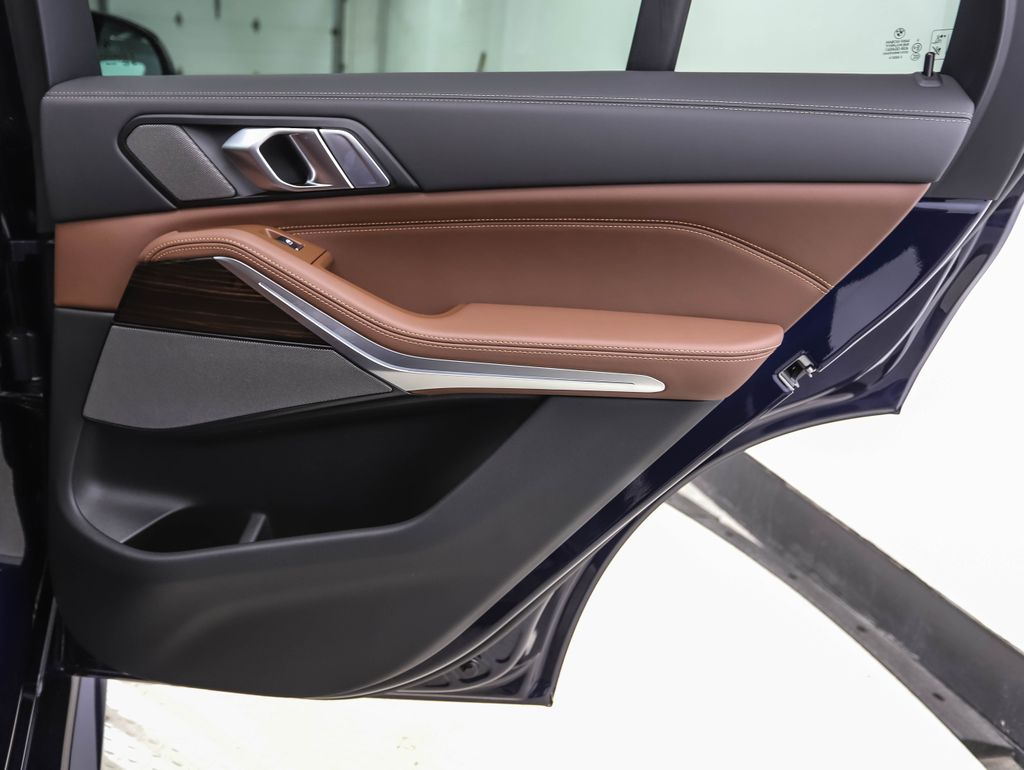 Thumbnail: 2026 BMW X5 - 25