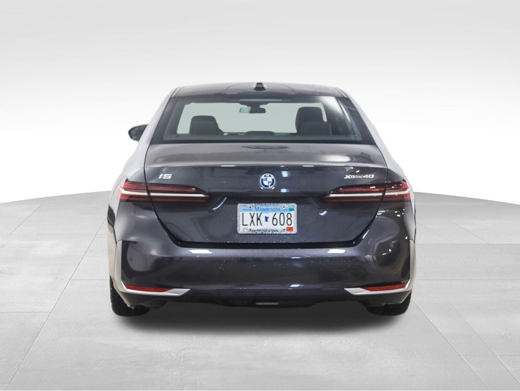 Thumbnail: 2025 BMW i5 - 4