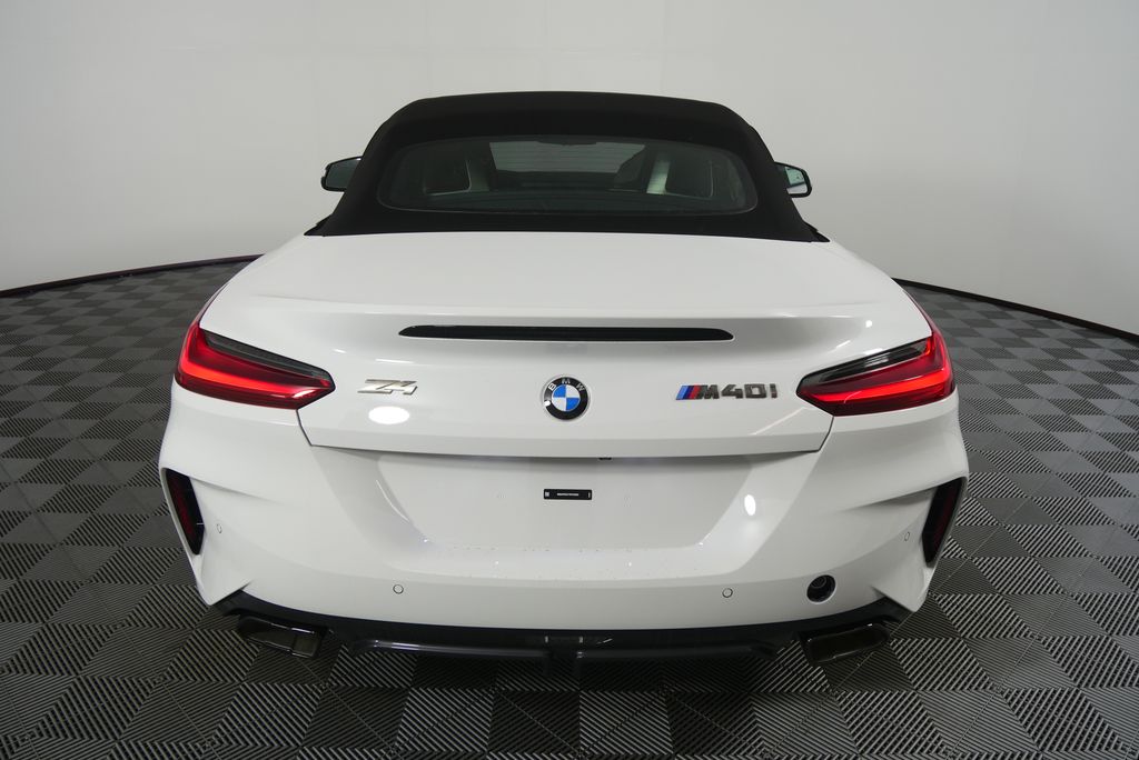 Thumbnail: 2026 BMW Z4 - 6