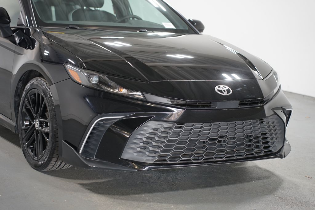 Thumbnail: 2025 Toyota Camry - 4