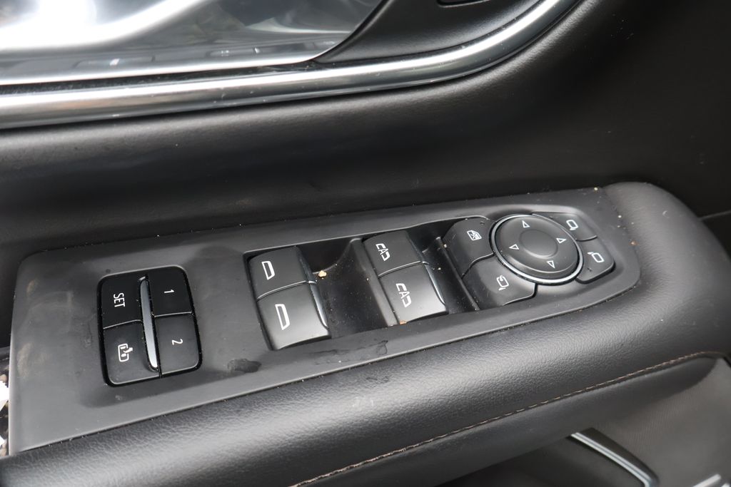 Thumbnail: 2024 Chevrolet Suburban - 13