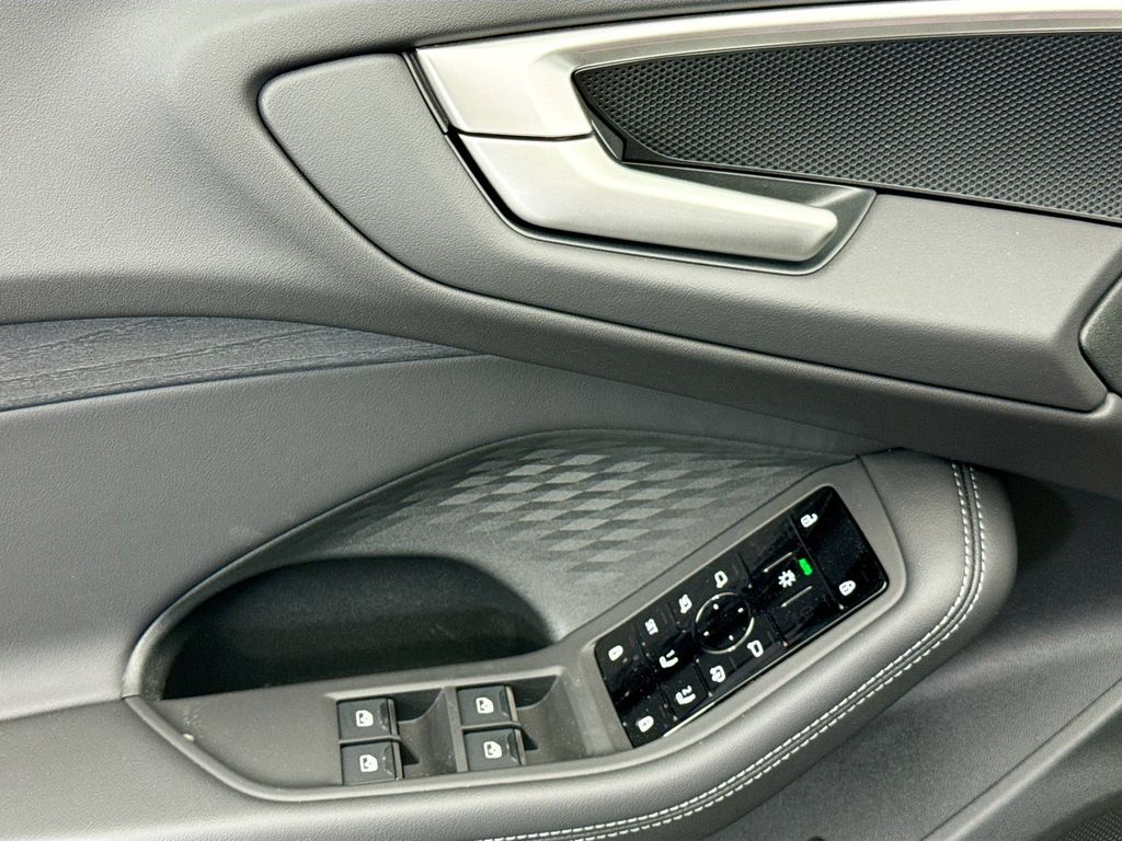 Thumbnail: 2025 Audi A5 - 22