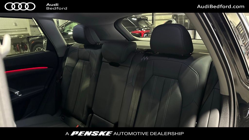 Thumbnail: 2025 Audi Q5 - 21