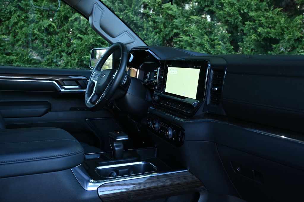 Thumbnail: 2024 Chevrolet Silverado 1500 - 31