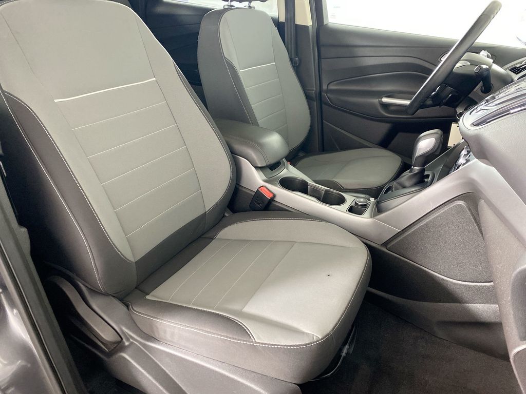 2014 Ford Escape SE photo