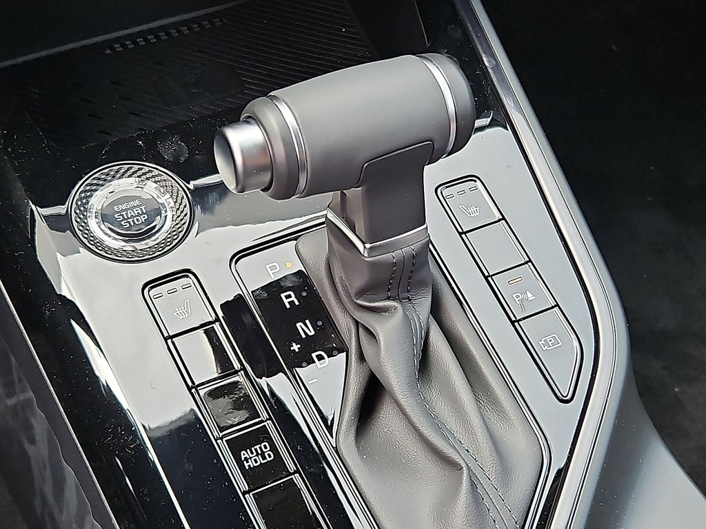 2025 Kia Niro EX - Photo 6