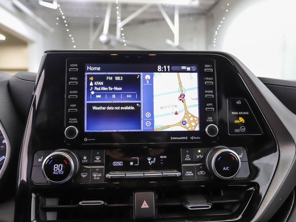 2021 Toyota Highlander XLE 14