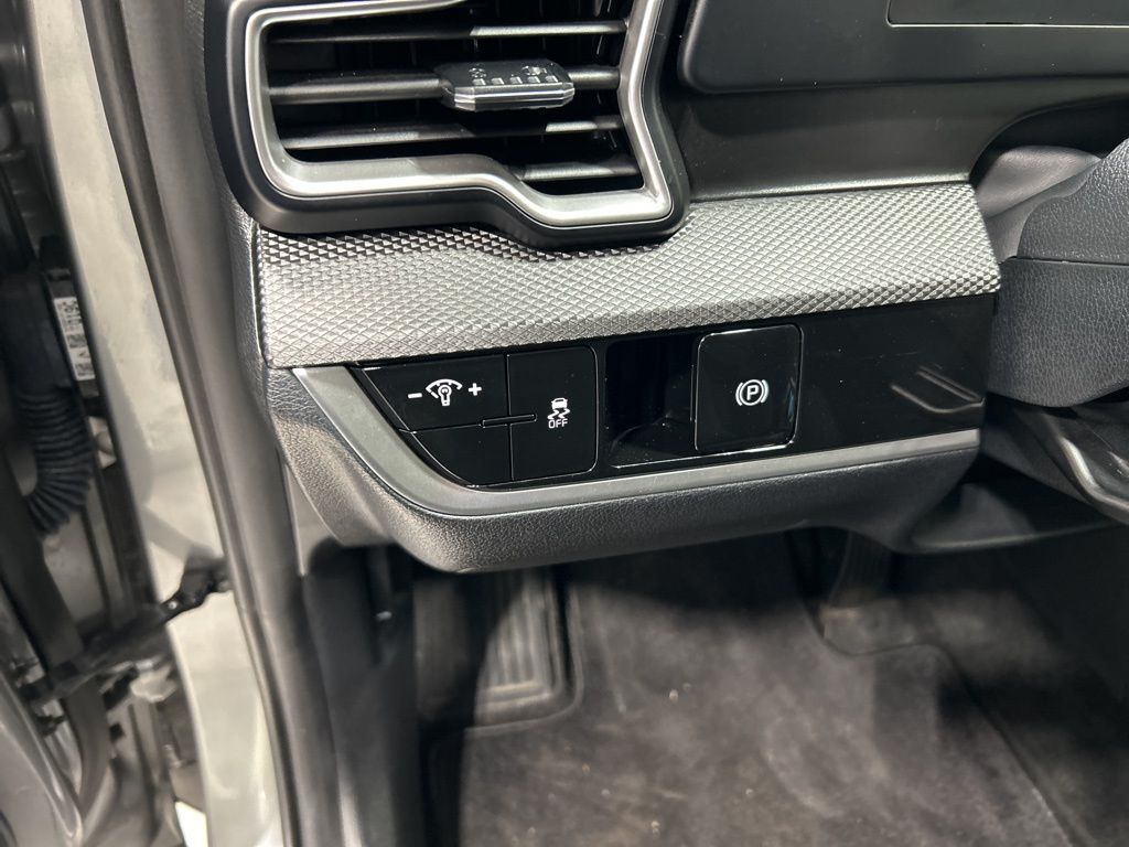 used 2025 Kia Sportage car, priced at $23,797