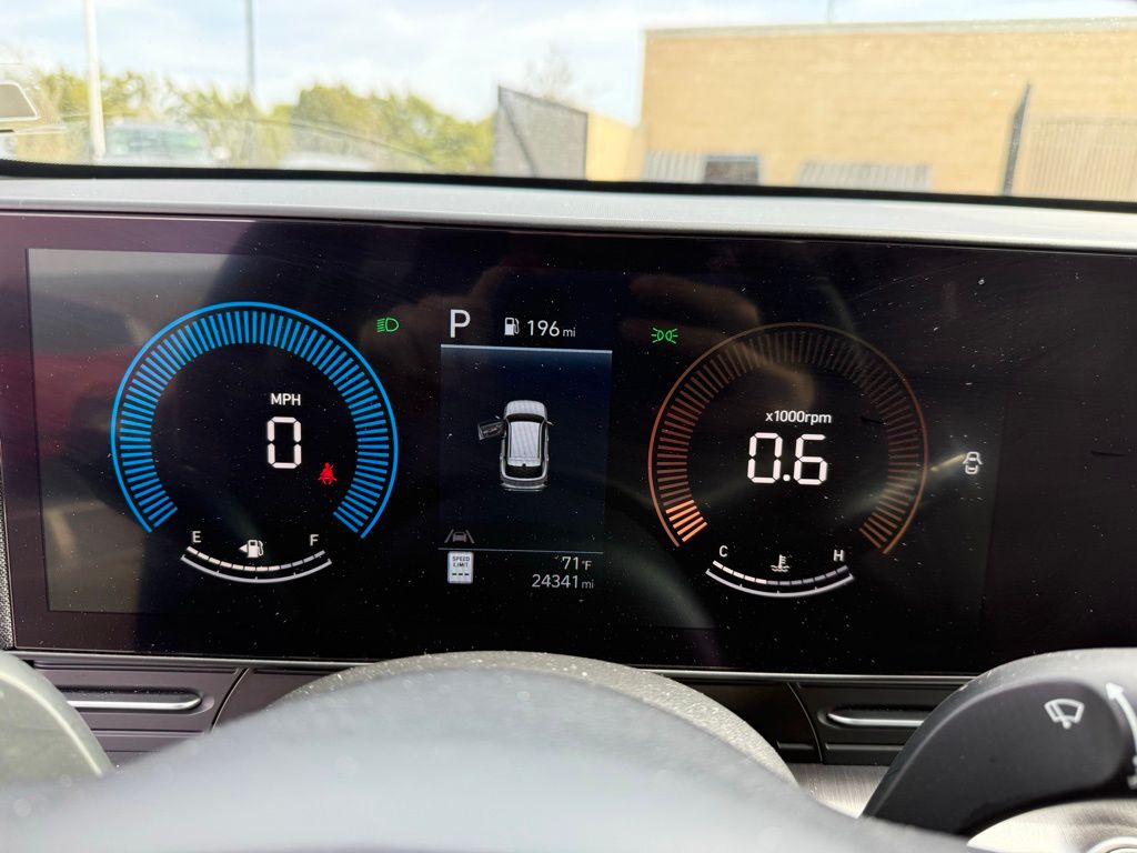 Thumbnail: 2025 Hyundai Kona - 10