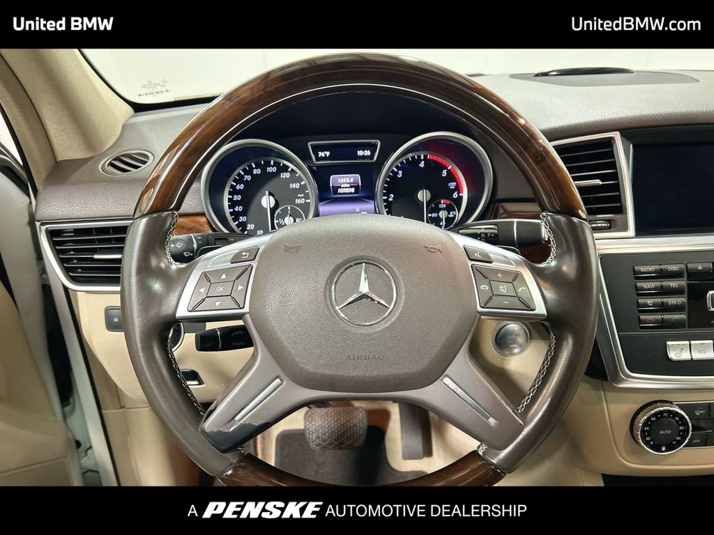 Thumbnail: 2015 Mercedes-Benz M-Class - 14