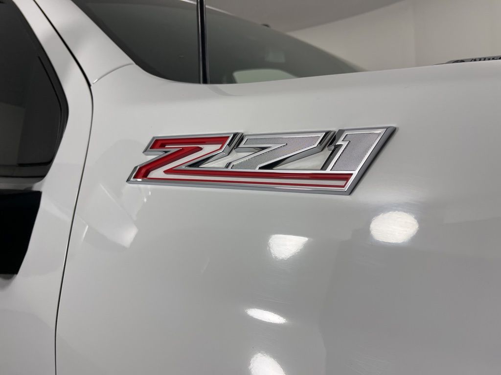 Thumbnail: 2024 Chevrolet Silverado 2500 - 4
