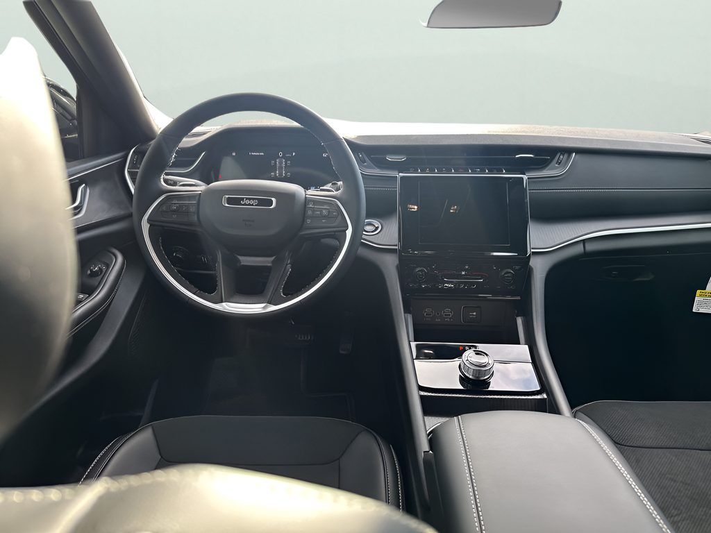 New Car 2025 Jeep Grand Cherokee  For Sale Under $50,000 In Austin, Texas