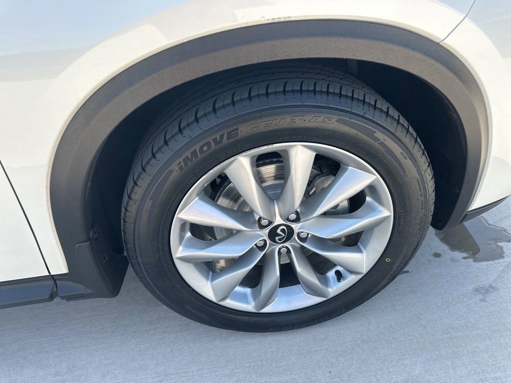 2022 Majestic White INFINITI QX50 ESSENTIAL FWD SUV