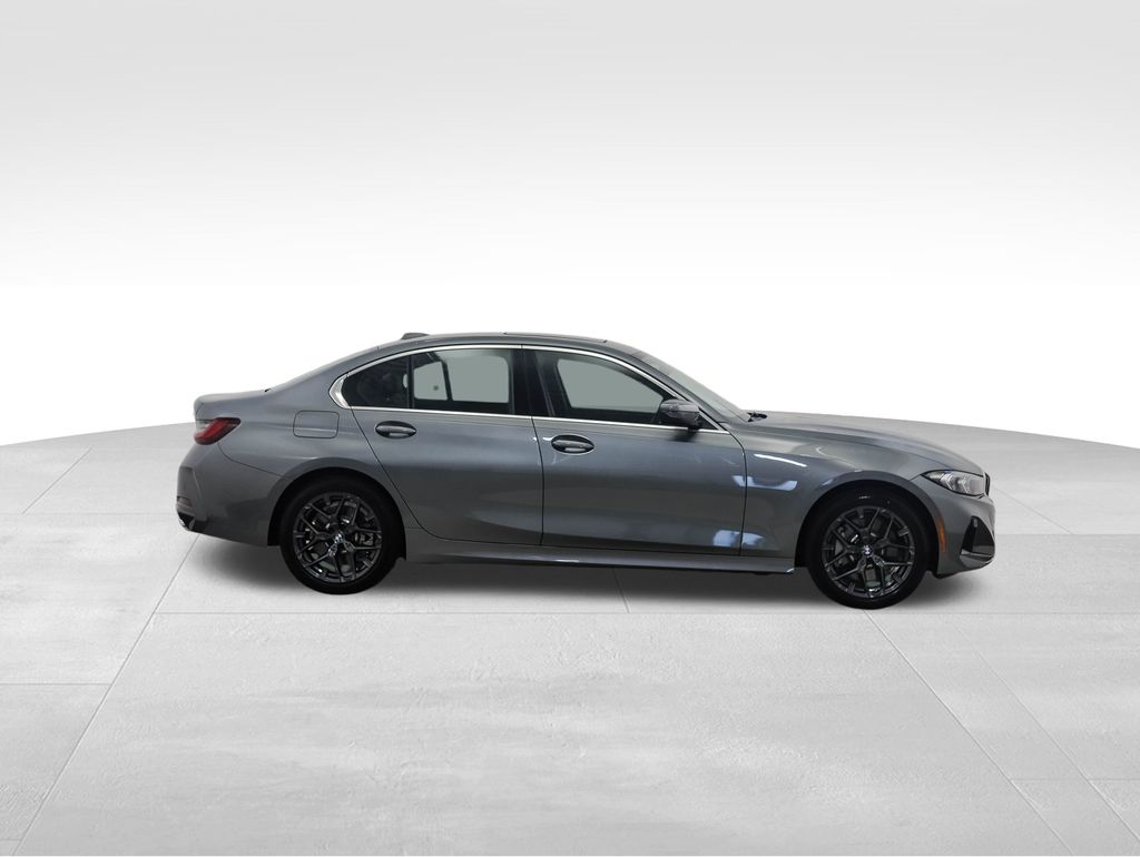 Thumbnail: 2025 BMW 3 Series - 7
