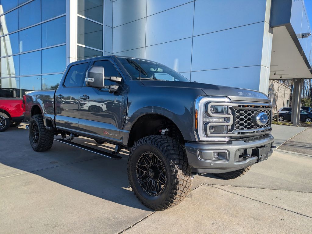 2026 Ford F-350 Super Duty Platinum