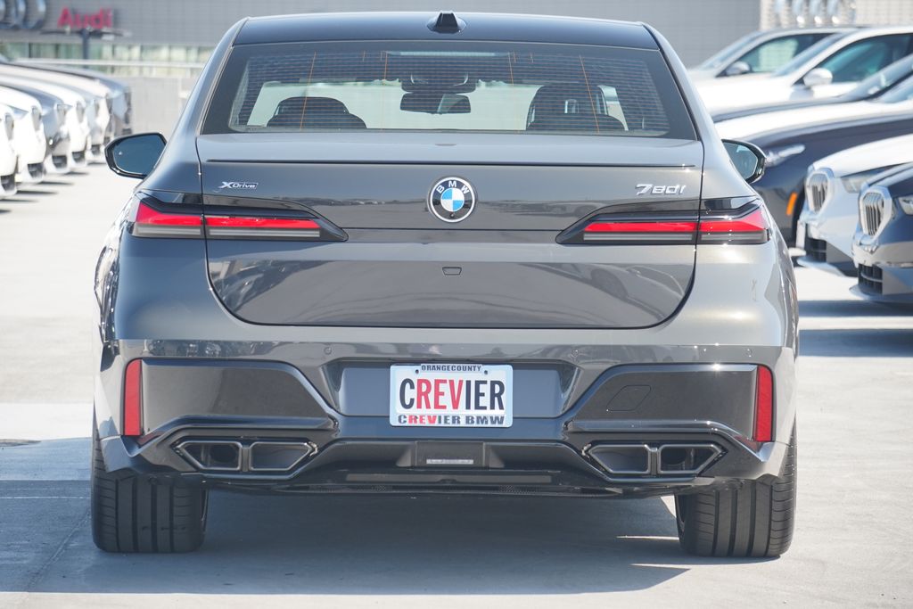 2025 BMW 7 Series 760i xDrive 6