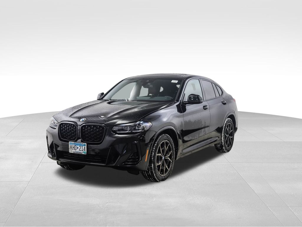 Thumbnail: 2023 BMW X4 - 1
