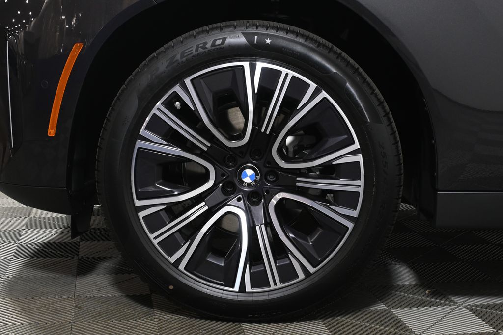 Thumbnail: 2026 BMW X3 - 12