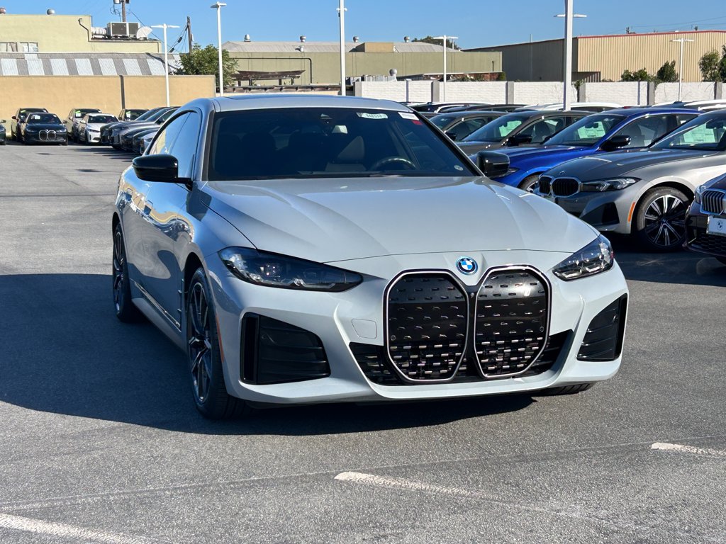Thumbnail: 2023 BMW i4 - 7