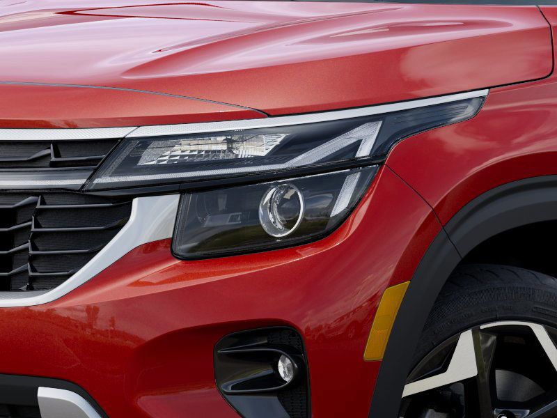 new 2026 Kia Seltos car, priced at $24,122