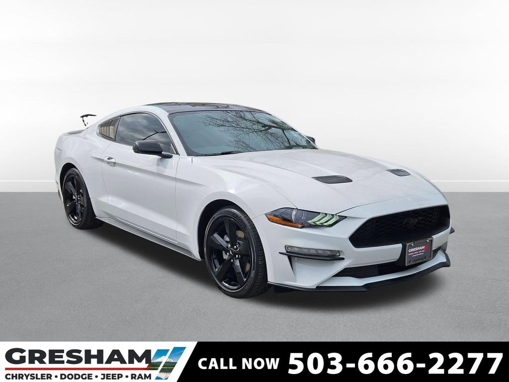 2022 Ford Mustang EcoBoost Premium Fastback RWD