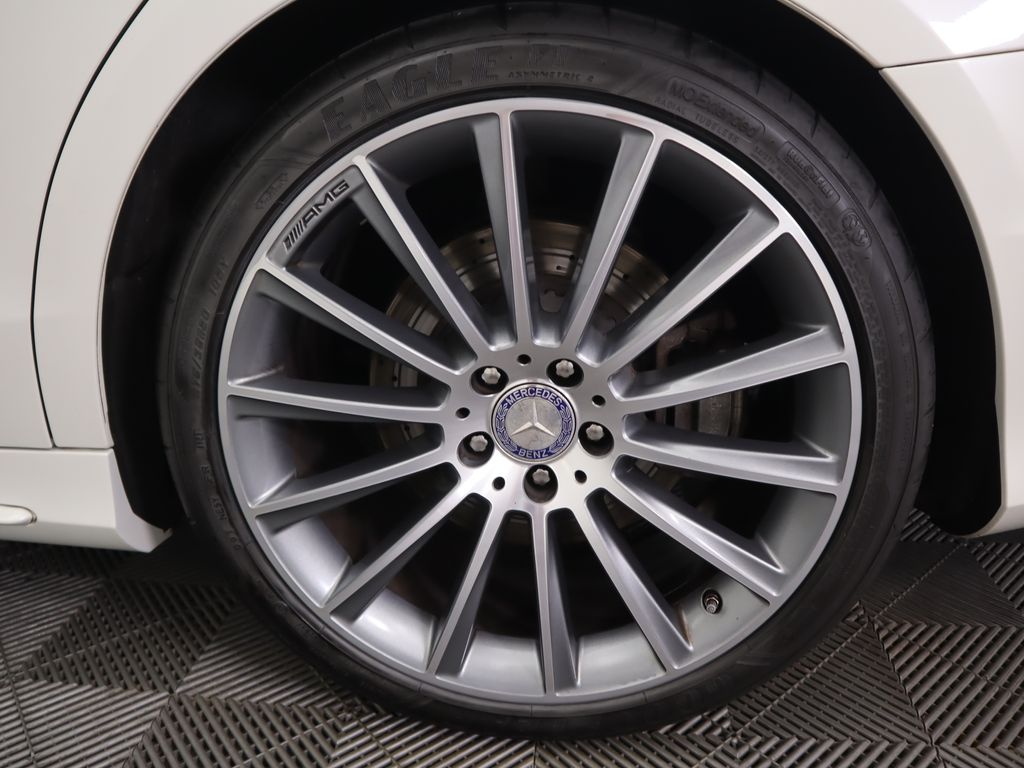 Thumbnail: 2016 Mercedes-Benz S-Class - 32