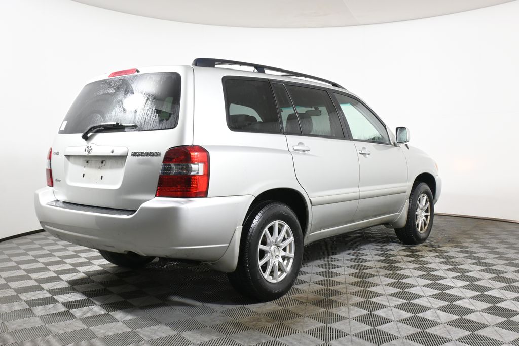 Thumbnail: 2004 Toyota Highlander - 7