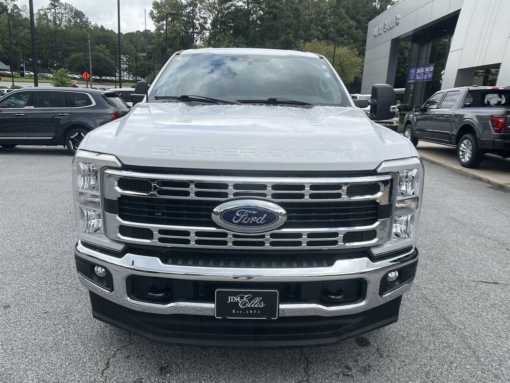 2023 Ford F-250SD XLT 2