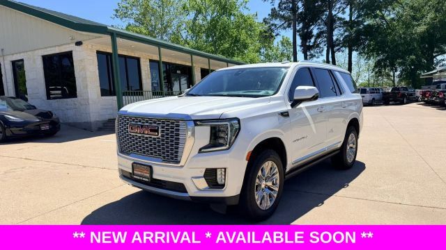 White Frost Tricoat 2021 GMC Yukon Denali 4WD SUV / Crossover Four-Wheel Drive Automatic