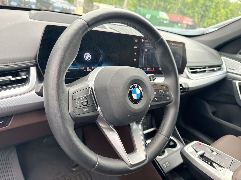 2023 BMW X1 xDrive28i 3