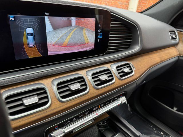 Used 2020 Silver Mercedes-Benz GLE 350 image 17