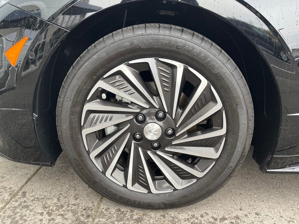 2023 Hyundai Sonata Hybrid Limited