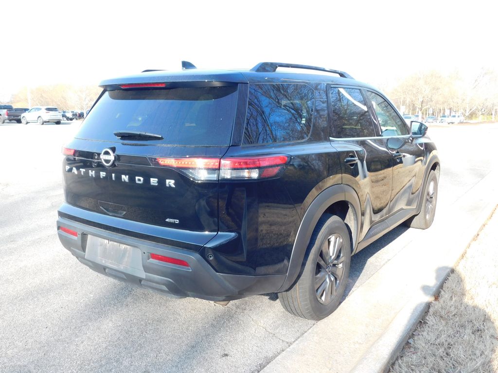 Thumbnail: 2025 Nissan Pathfinder - 10