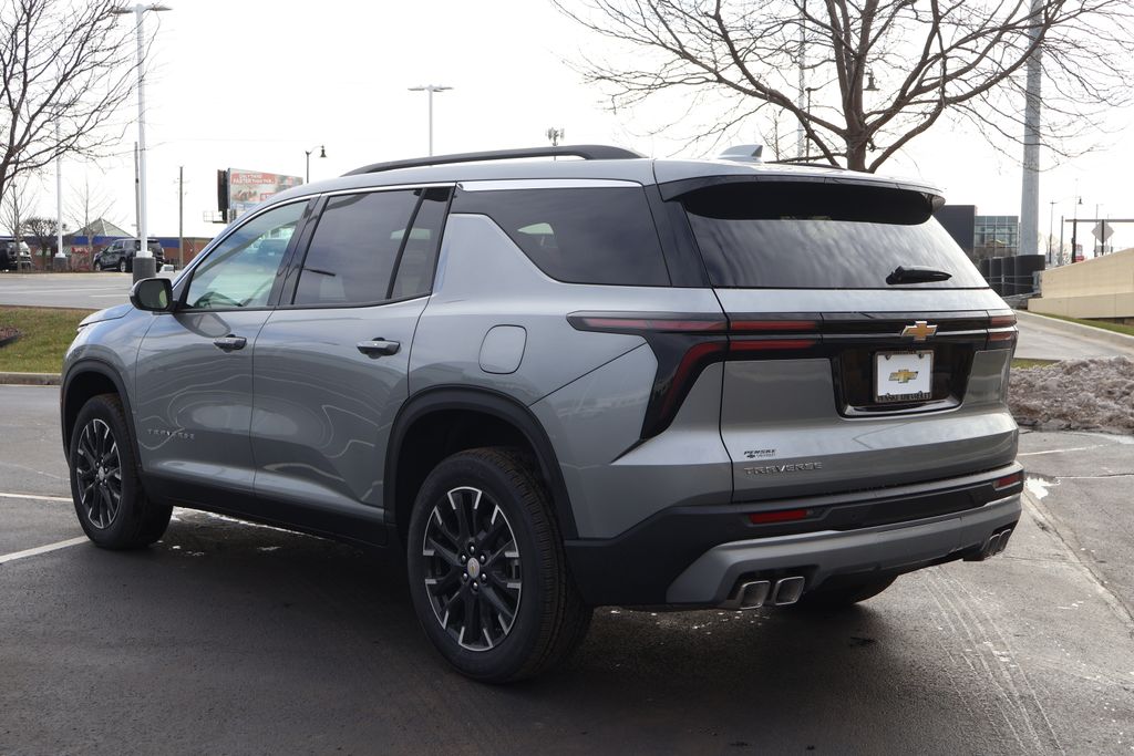 Thumbnail: 2026 Chevrolet Traverse - 5